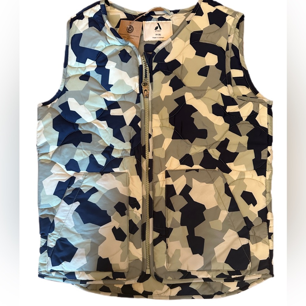 NWT/ Amazon Essentials Puffer Vest/ Size 8